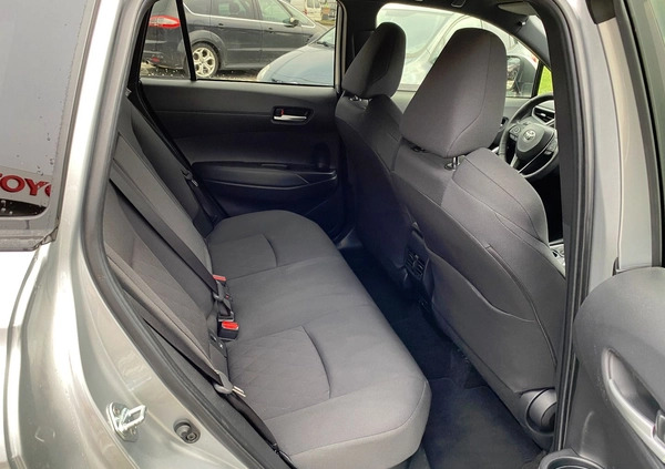 Toyota Corolla Cross cena 166900 przebieg: 17137, rok produkcji 2022 z Margonin małe 211